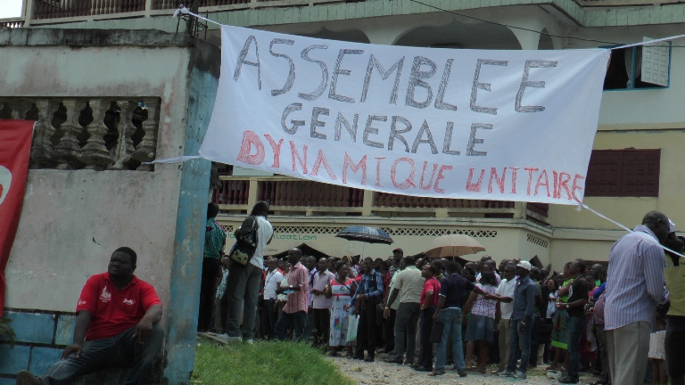 En colère les syndicats du public déposent un préavis de grève dès lundi