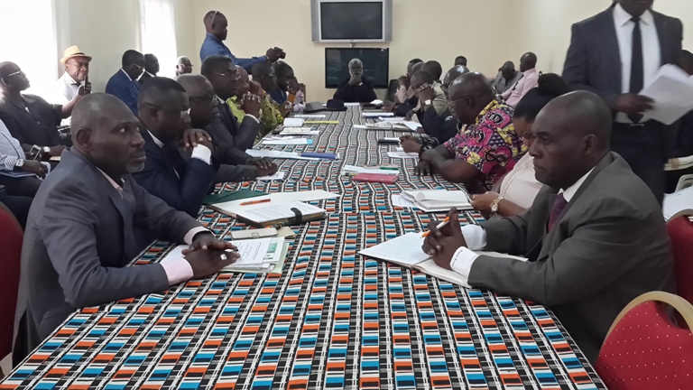 Une coalition rivale du front de l’opposition en préparation à Libreville