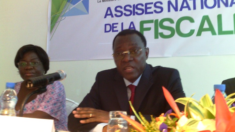 Payer ses impôts est un devoir national a insisté Joël Ogouma @ gabonactu.com