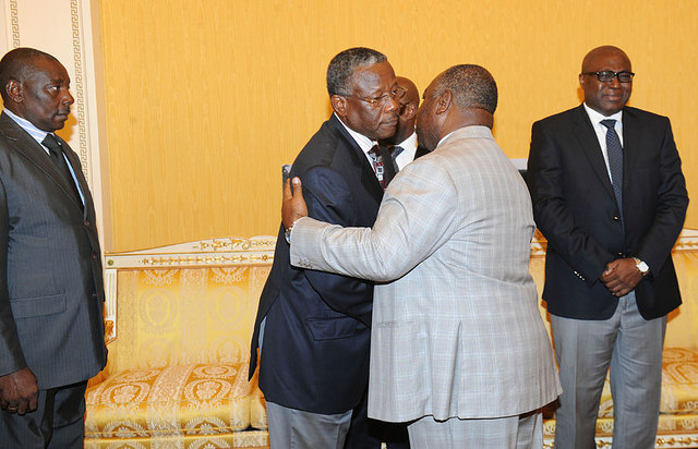 Ali Bongo Ondimba et la famille affligée @ DCP