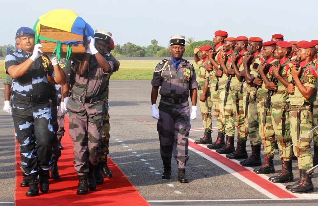 Arrivée à Libreville de la dépouille de Rose Francine Rogombé