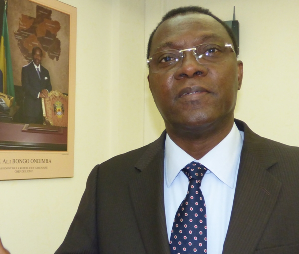 Joël Ogouma plus que jamais déterminé à fiscaliser tous les commerçants de Mont Bouët @ Gabonactu.com