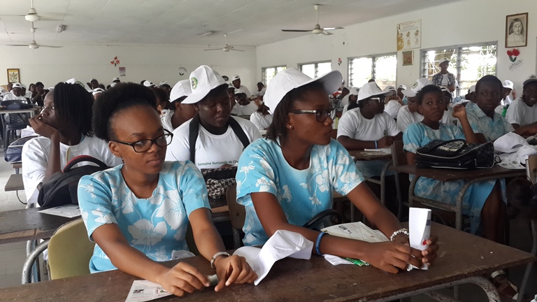 Plusieurs centaines d’élèves sensibilisés sur les changements climatiques à Libreville