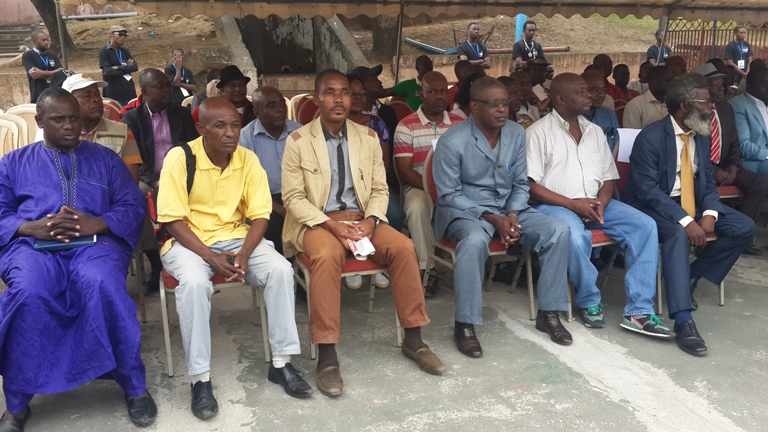Les leaders syndicats presents à la declaration de Dieudonné Minlama le 20 juin 2015 au collège N'Tchoréré de Libreville@Gabonactu.com