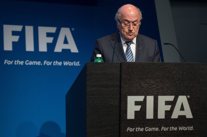 Sepp Blatter démissionne de la FIFA
