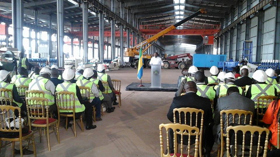 Alain Claude Bilie By Nze au centre a cloué le bec aux détracteurs de l'émergence @ Gabonactu.com