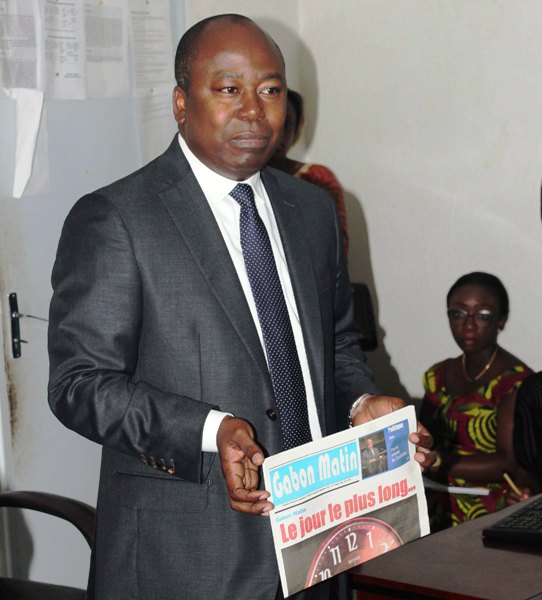 Bilie By Nze refuse la messe de requiem de Gabon Matin en cessation de paiement