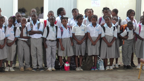 Rentrée scolaire timide et paisible au Gabon