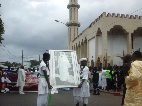 Les mourides déferlent dans les rues de Libreville sur les traces de Cheikh Amadou Bamba