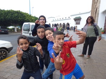 Des petits marocains du quartier Gironde @ Gabonactu.com