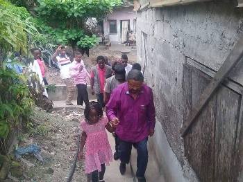 Dans un bas quartier de Libreville
