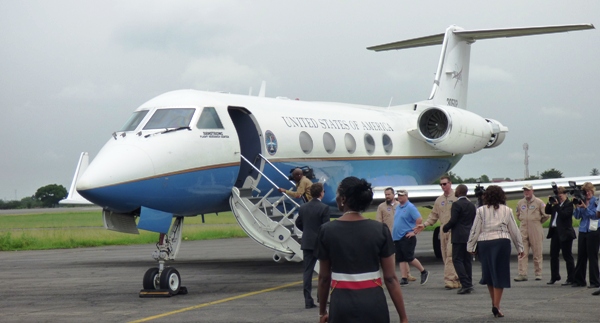 Des avions de la Nasa survolent le Gabon pour des recherches sur la forêt