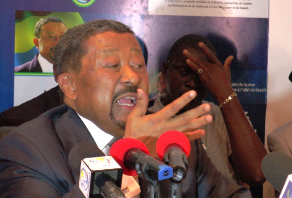 Jean Ping menacé de poursuite judiciaire pour avoir traité les gabonais de cafards à débarrasser du pays