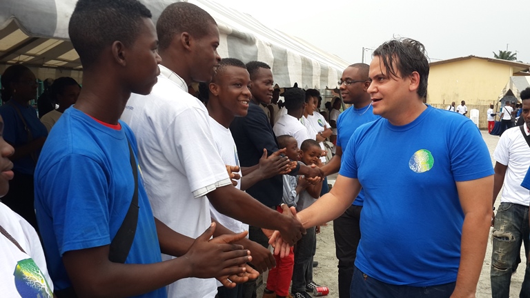 La caravane d’AJEV au chevet des populations du quartier La Sorbonne de Libreville