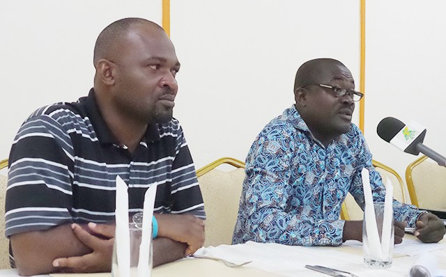 Les journalistes gabonais dénoncent les pressions de la justice contre la presse indépendante