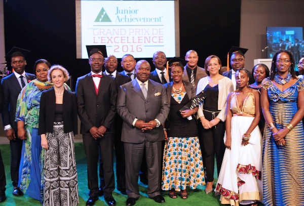 Danielle Ghislaine Effa Ndong décroche le Grand prix de l’excellence 2016