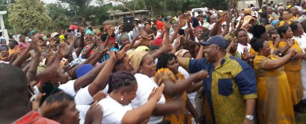 Tournée Républicaine : Ali Bongo en colère contre les anciens barons du régime