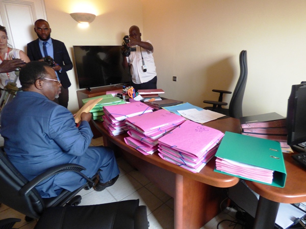 Présidentielle 2016 : plus de 2 500 plaintes contre la candidature d’Ali Bongo Ondimba