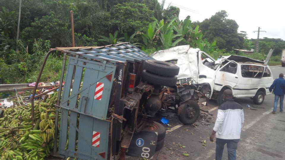 18 morts dans un accident de la circulation aux portes Kango