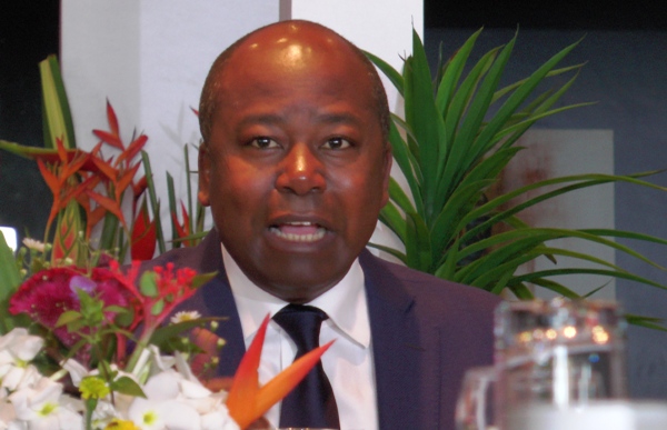 Bilie By Nze relance les conférences de presse hebdomadaires