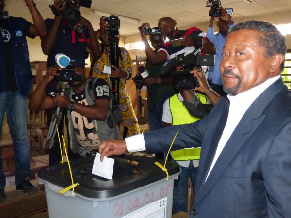 Jean Ping annonce sa victoire