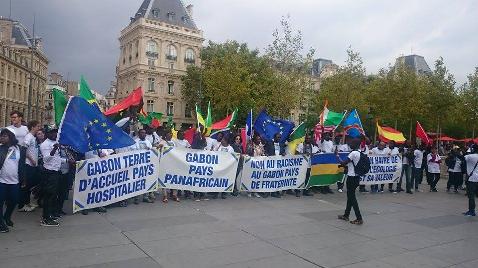France : la communauté africaine veut la paix au Gabon