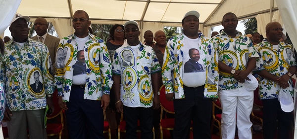 H&M demande à Ali Bongo de féliciter Jean Ping et de lui passer le pouvoir
