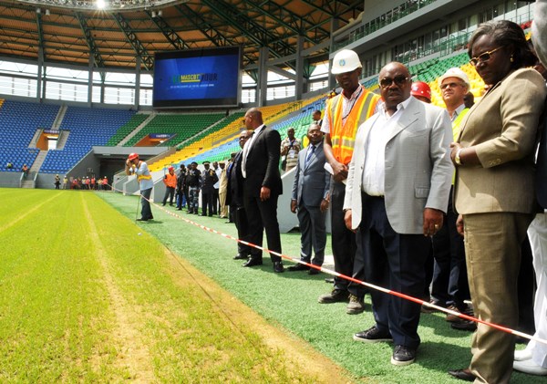 CAN Total, Gabon 2017 : Ali Bongo a visité le stade de Port-Gentil
