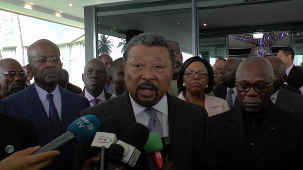 Jean Ping comme élu président par la MOE