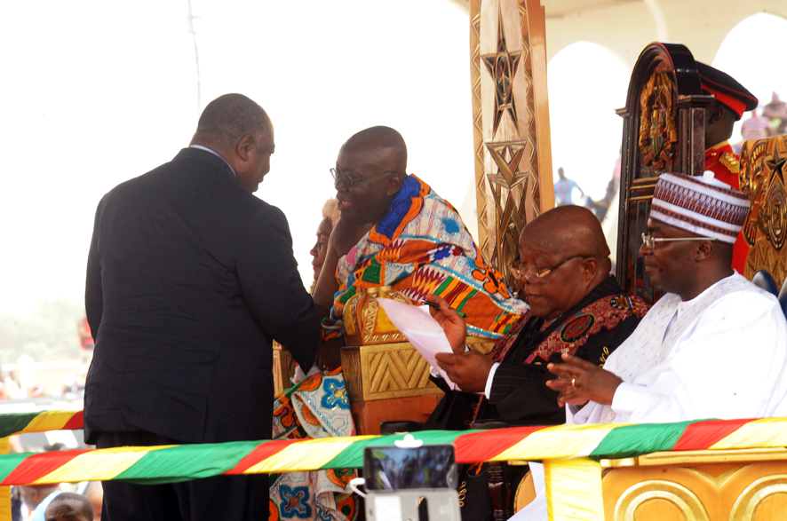 Ali Bongo était à l’investiture du nouveau président du Ghana Nana Addo Dankwa Akufo-Addo