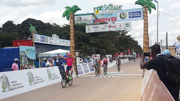 Tropicale 2017 : le Biélorusse Stanislau Bazhkou vainqueur de la 3ème étape et arrache le maillot jaune