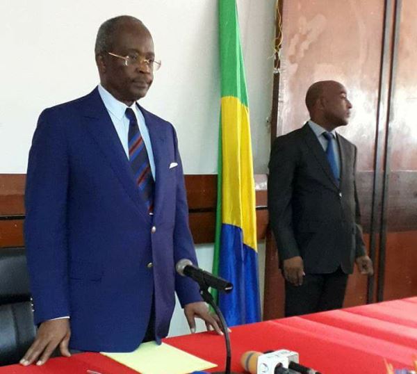 J’invite Ali Bongo et Jean Ping au dépassement pour débloquer le Gabon (Casimir Oyé Mba)