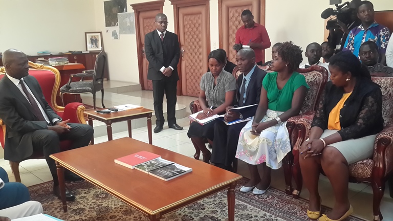Les jeunes cadres de Malinga, Mabanda et Guietsou en soutien à Bruno Ben Moubamba