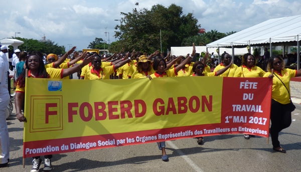 4 heures de défilé à Libreville pour le 1er mai
