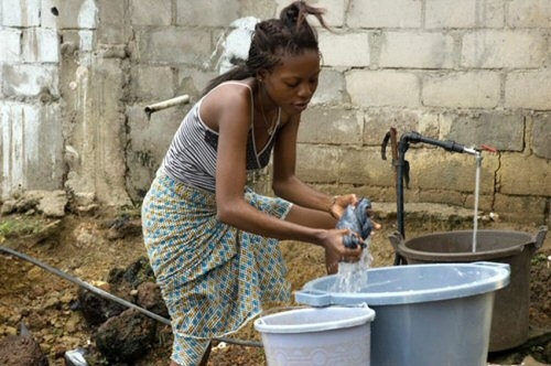 La SEEG lance un plan d’urgence pour pallier aux carences chroniques d’eau potable à Libreville