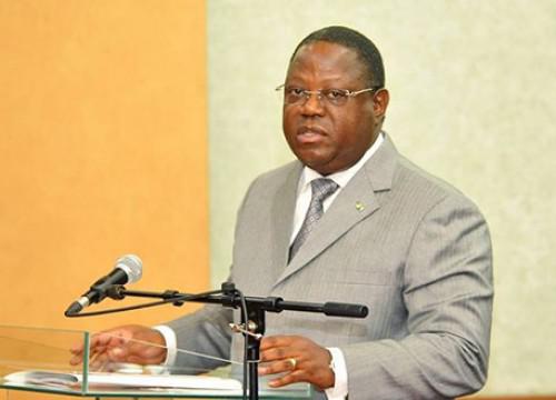 Remaniement du gouvernement : 13 sortants contre 12 entrants