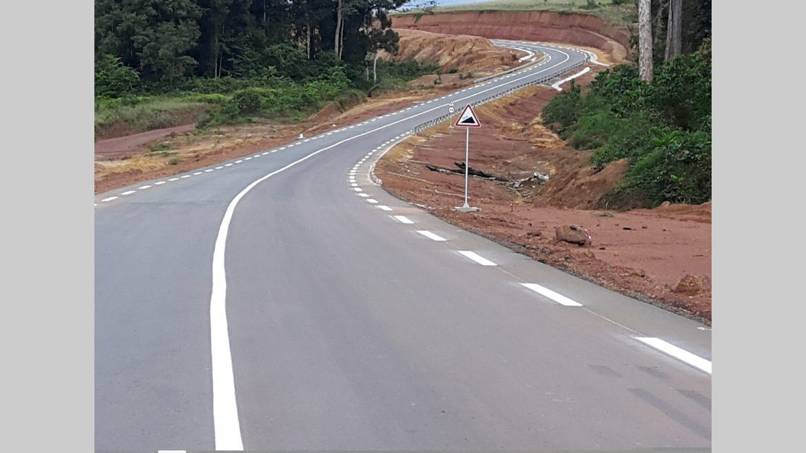 Ali Bongo jeudi dans la Nyanga pour inaugurer une route