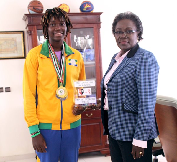40 millions de FCFA pour la formation d’une talentueuse jeune tenniswoman gabonaise