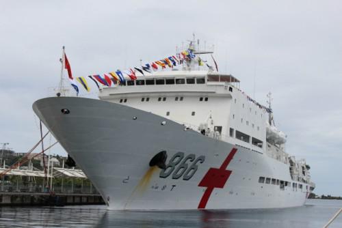 L ’Arche de paix, le navire-hôpital chinois au port d’Owendo pour des soins gratuits