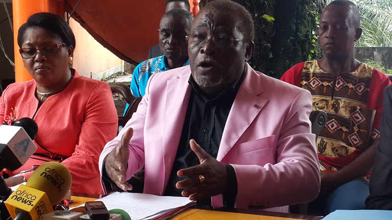Révision de la constitution : Louis Gaston Mayila propose le referendum
