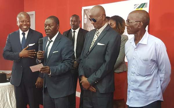 Emouvante cérémonie de remise des droits d’auteurs aux artistes gabonais