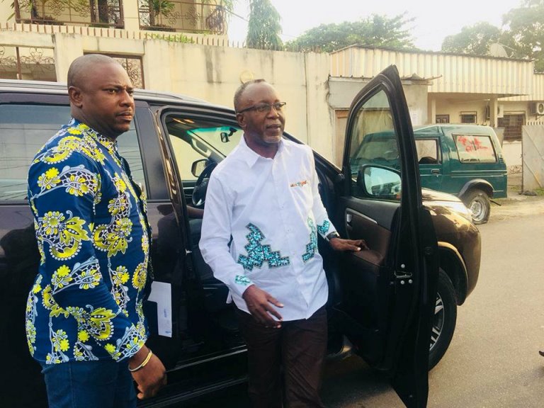 Législatives 2018 : Ndong Meyo veut chasser la famille Ntoutoume Emane dans le 5ème arrondissement de Libreville