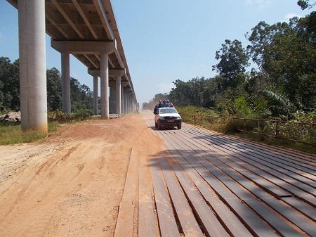 Les travaux de construction de la route Port-Gentil-Omboué au point mort