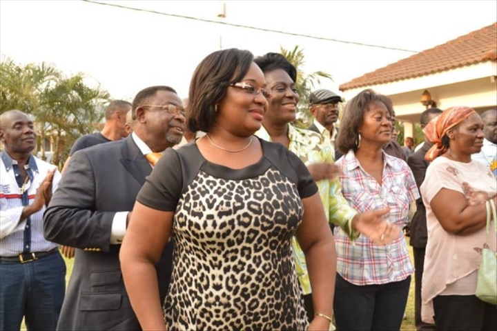 Estelle Ondo vole au secours de Moukagni Iwangou et Cie en ’’chicotant’’ l’opposition