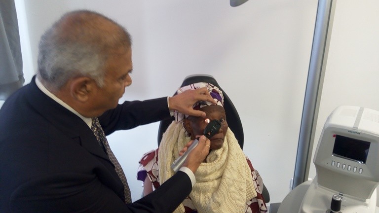 Olam vision pour tous : 4 301 paires de lunettes distribuées sur 7 360 consultations en deux mois