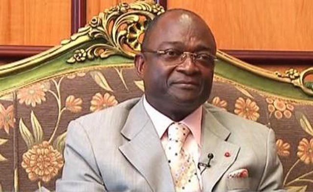 Paul Biyoghe Mba promu PCA de la SNI, Jean Pierre Oyiba conseiller politique d’Ali Bongo