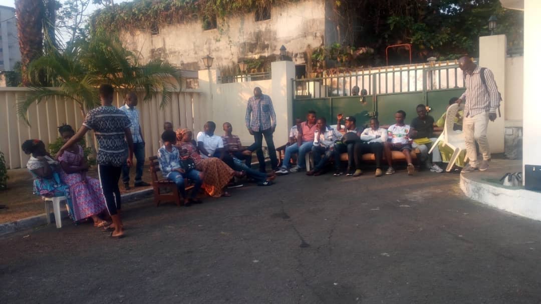 Des maliens séquestrent leur ambassadeur et le matériel électoral à Libreville