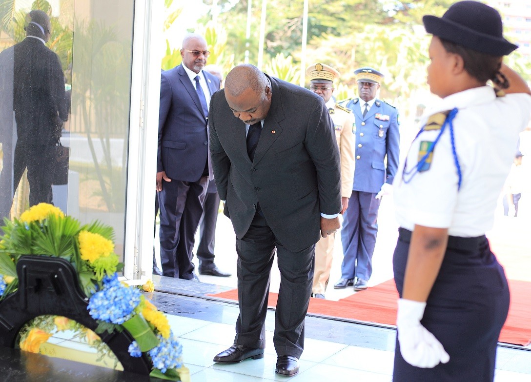 Ali Bongo Rend hommage au père de l’Indépendance du Gabon
