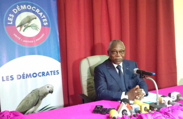 Guy Nzouba Ndama tombe les armes à la main à Koulamoutou