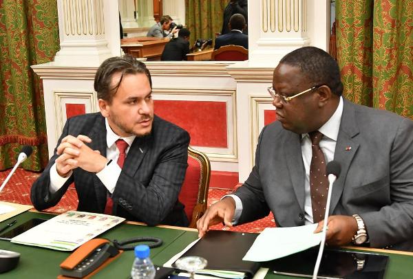 Plusieurs agences créées par Ali Bongo supprimées par le conseil des ministres